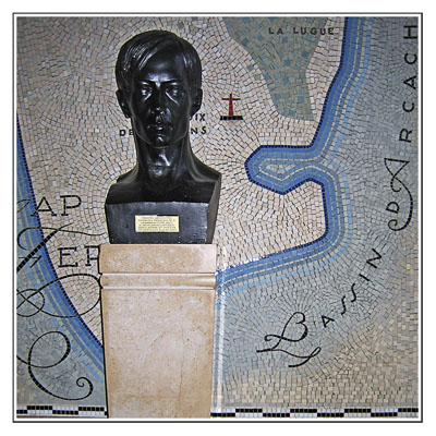 BLOG-IMG_5772-buste Fesnel phare Cap-Ferret