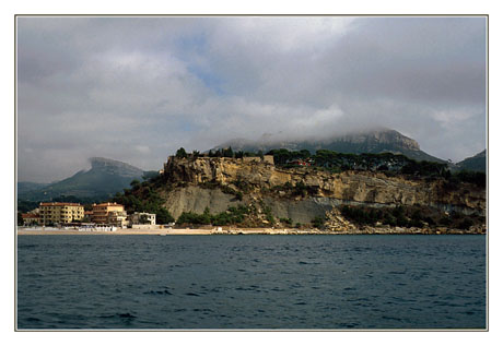 blog2-89-img427-cassis.jpg