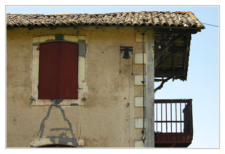 BLOG-DSC_2055-cloche et balcon Graveyron