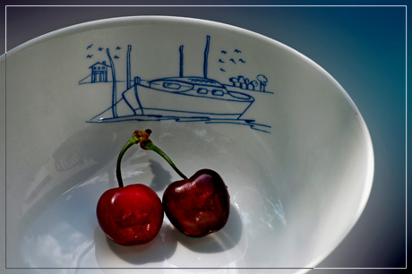 BLOG-DSC_2480-cerises dans coupelle pinasse