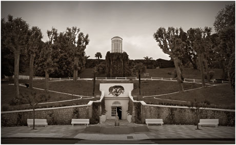 BLOG-DSC_2869-rec-ascenseur parc mauresque sépia