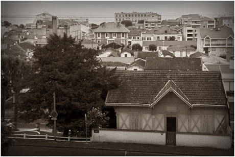 BLOG-DSC_2872-panorama sépia + v