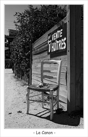 BLOG-DSC_4522-chaise vente d'huîtres le Canon