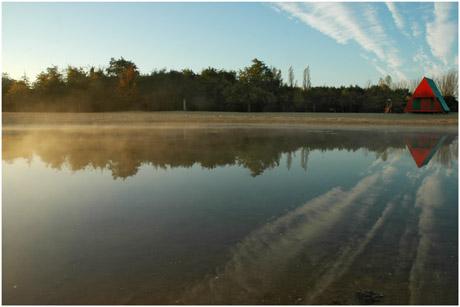 BLOG-DSC_5638-poste de secours, reflet, brume contrejour