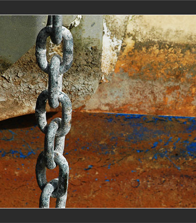 BLOG-DSC_6995-chaîne et vieille coque