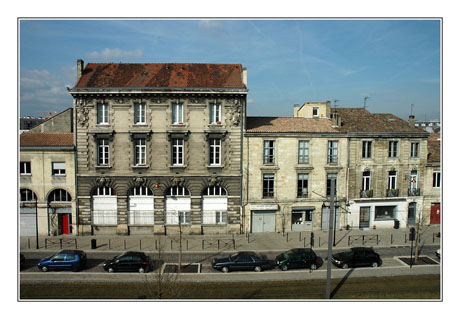 BLOG-DSC_7293-demeures quai Chartrons depuis hangars