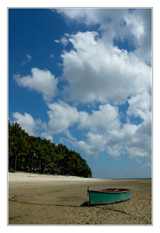 BLOG-DSC_2926-barque verte et nuages en héxagone