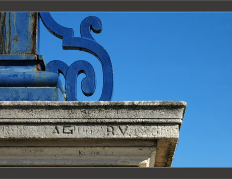 BLOG-DSC_8407-socle Christ Larros