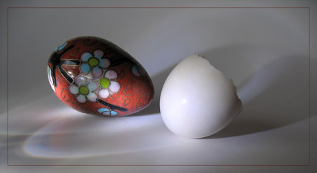 BLOG-IMG_1287-petit oeuf décoré et coquille