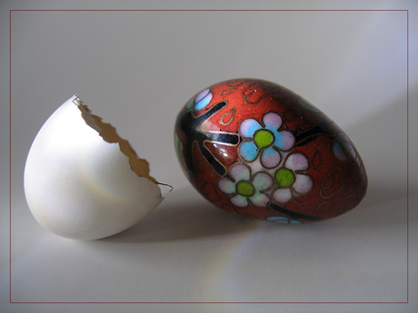 BLOG-IMG_1289-petit oeuf décoré et coquille