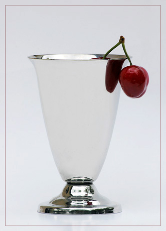 BLOG-DSC_9589-coupe métal et cerises BLOG-DSC_9589-coupe métal et cerises