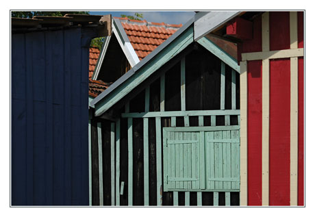 BLOG-DSC_0037-enchevetrement cabanes Biganos BLOG-DSC_0037-enchevetrement cabanes Biganos