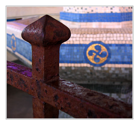 BLOG-IMG_1348-portillon et mosaique Abatilles BLOG-IMG_1348-portillon et mosaique Abatilles