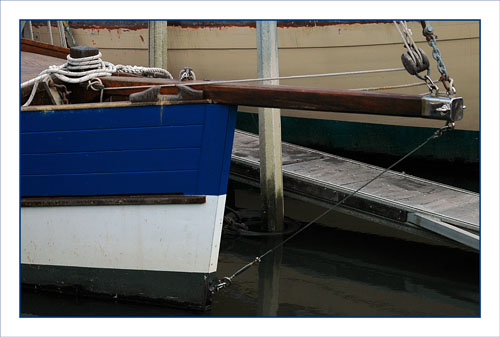 BLOG-DSC_1053-coques anciennes à quai