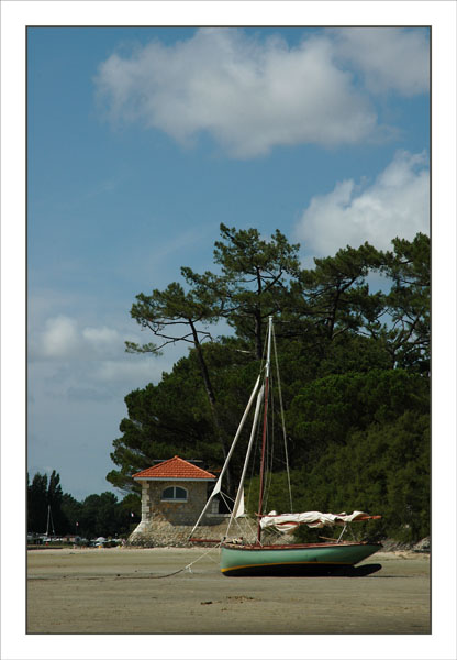BLOG-DSC_1074-voilier ancien plage Taussat