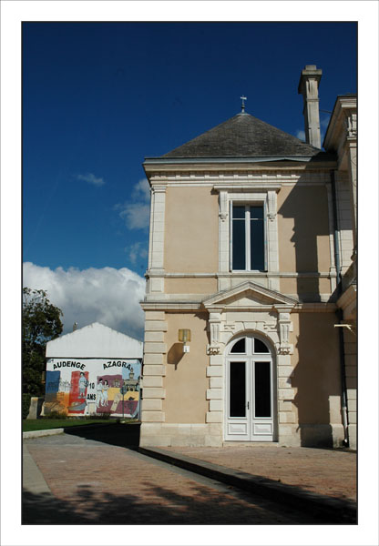 BLOG-DSC_2140-aile Ouest mairie Audenge et fresque jumelage