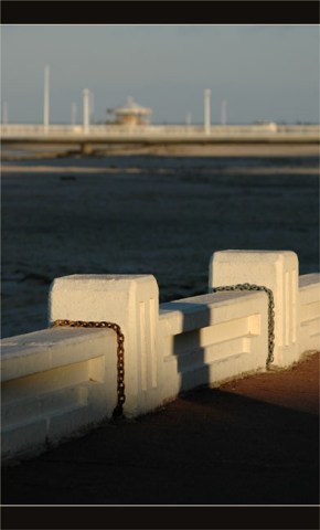 BLOG-DSC_2718-balustrade front de mer Arcachon, jetée Thiers, manège Eyrac BLOG-DSC_2718-balustrade front de mer Arcachon, jetée Thiers, manège Eyrac