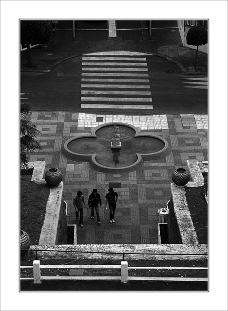 BLOG-DSC_5098-trio ados ascenseur parc mauresque N&B
