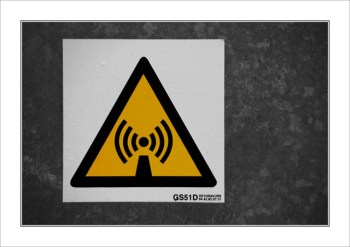 BLOG-DSC_5924-symbole ondes antenne relai