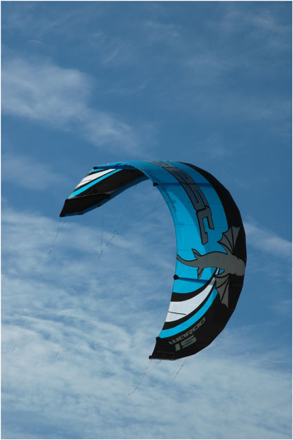 BLOG-DSC_5996-voile kitesurf bleue