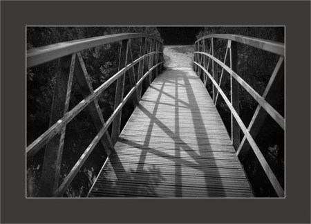 BLOG-DSC_6170-passerelle bois et métal entre Certes et Graveyron