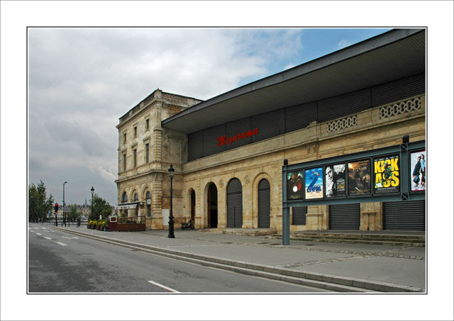 BLOG-DSC_6356-affiches Megarama gare Orléans Bordeaux-Bastide