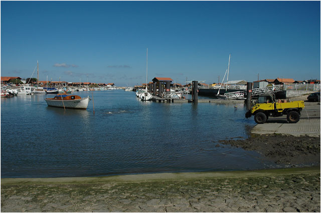 BLOG-DSC_9826-pinasse Dinky face cale port Larros