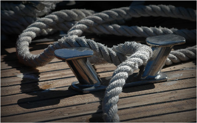 BLOG-DSC_9846-taquet et bouts bateau quai Dubourdieu