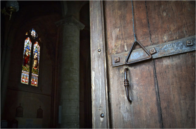 BLOG-DSC_05141-porte cathédrale Bazas