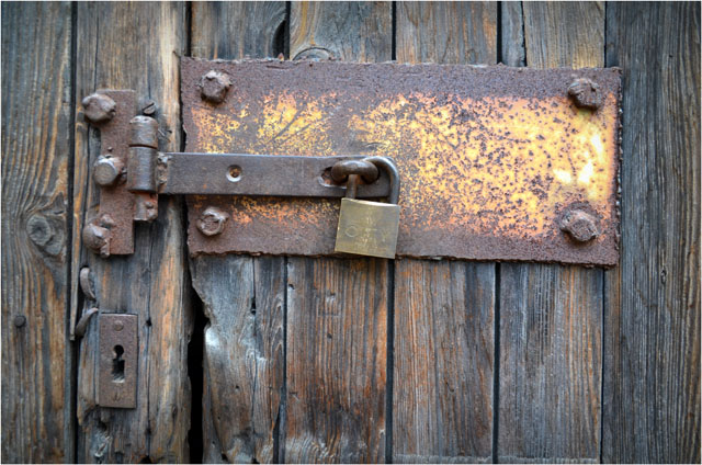 BLOG-DSC_08327-porte dépendance domaine de Certes