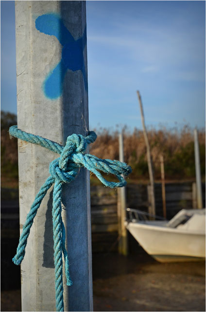 BLOG-DSC_09700-piquet amarrage croix bleue port des Tuiles