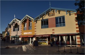 BLOG-DSC_12667-restos et commerces petits immeubles Aiguillon Arcachon