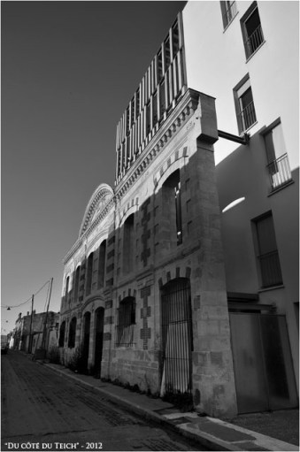 BLOG-DSC_17299-sauvegarde façade ancienne et immeuble contemporain Bacalan N&B