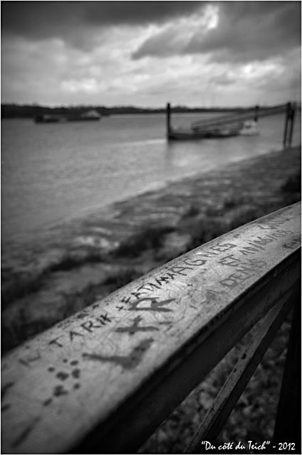 BLOG-DSC_18002-Tarik et Fatima, Agnès et Denis, la Garonne aux Rives d'Arcins N&B