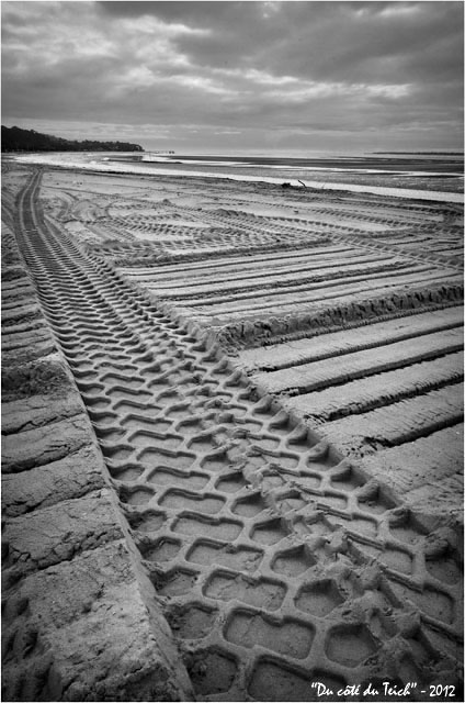 BLOG-DSC_18371-nettoyage mécanique plage Péreire face jetée le Moulleau Décembre 2012