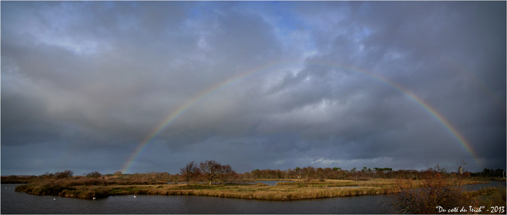 BLOG-DSC_18675-76-arc en ciel 1er Janvier 2013 et Graveyron et château d'eau Audenge