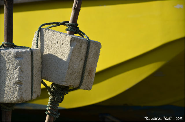 BLOG-DSC_19852-flotteurs balises et coque jaune BLOG-DSC_19852-flotteurs balises et coque jaune