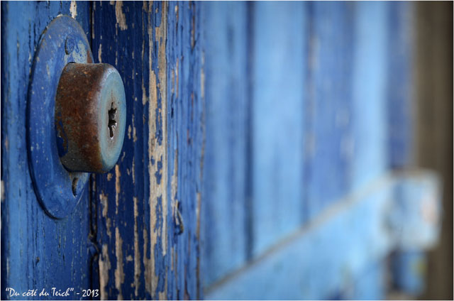 BLOG-DSC_20135-serrure porte bleue