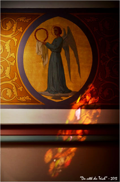 BLOG-DSC_20220-lumière fresque ND des passes le Moulleau