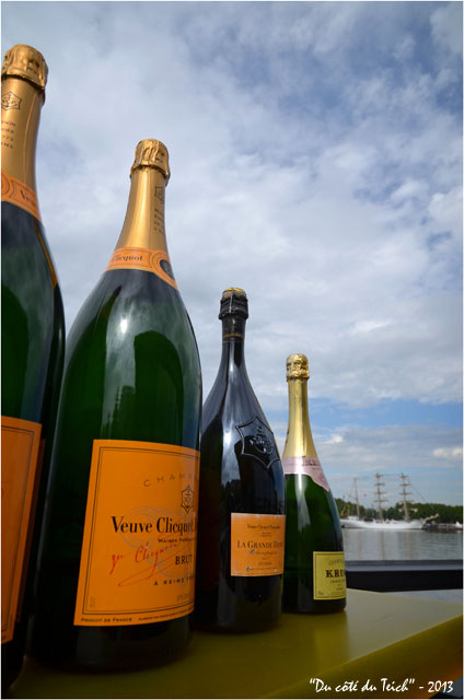BLOG-DSC_21588-Champagne terrasse Estacade et Cuauhtémoc Bordeaux fête le fleuve