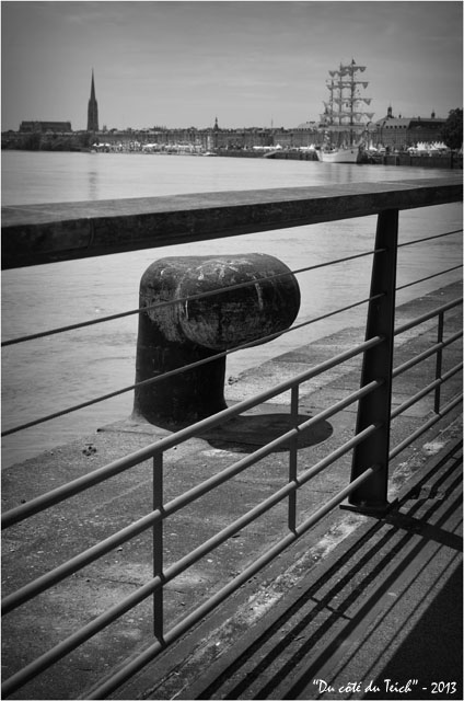 BLOG-DSC_21838-quais et Cuauhtémoc Bordeaux fête le fleuve 2013 N&B