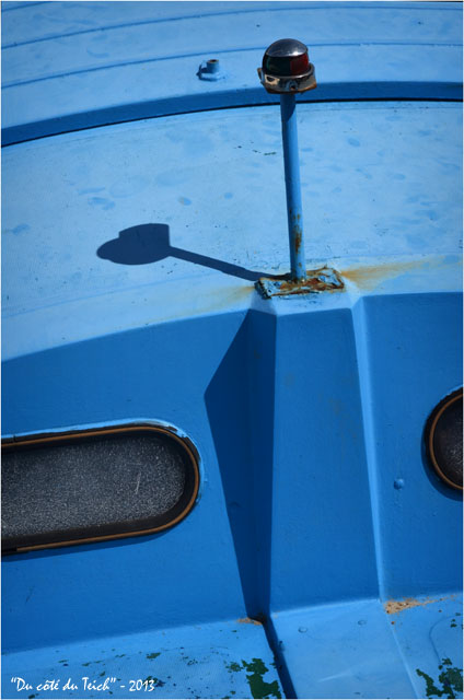 BLOG-DSC_22484-feu bateau bleu