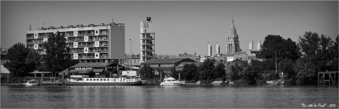 BLOG-DSC_22834-quais Bordeaux Bastide N&B BLOG-DSC_22834-quais Bordeaux Bastide N&B