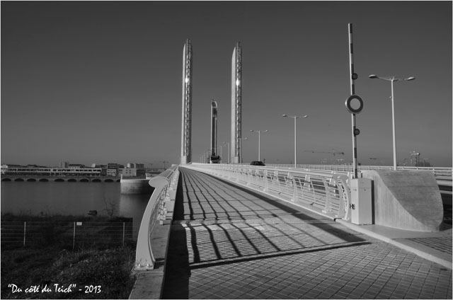 BLOG-DSC_26188-pont Chaban-Delmas Bacalan-Bastide N&B