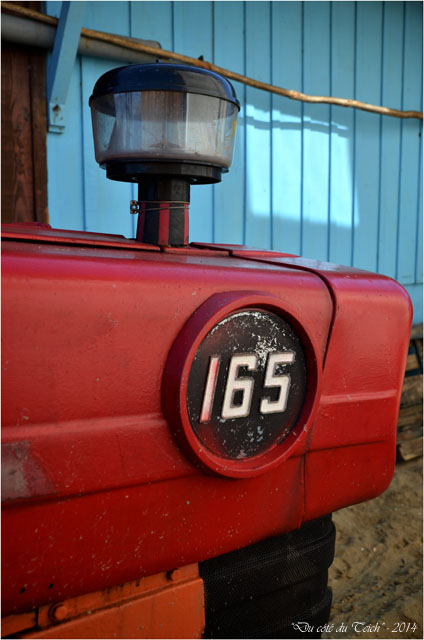 BLOG-DSC_27375-tracteur 165 chai nous Grand Piquey