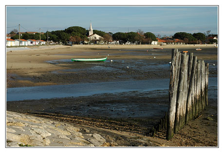 BLOG-DSC_0679-chenal port Audenge, plage, église