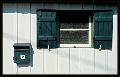 BLOG-DSC_1364-volet vert et boîte aux lettres