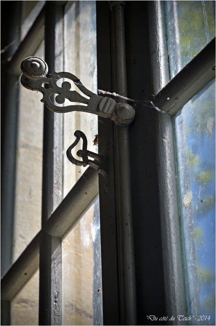 BLOG-DSC_28121-fenêtre lavoir domaine de Grenade