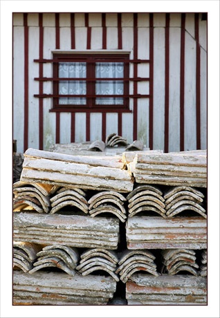 BLOG-DSC_5405-tuiles & cabane Audenge