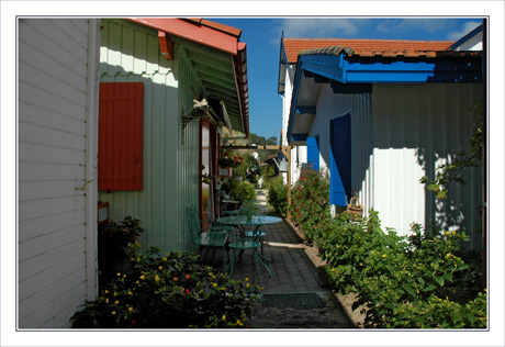 BLOG-DSC_9887-salon de jardin dans ruelle